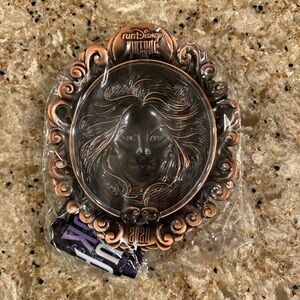 RunDisney 2020 Virtual 5k Haunted Mansion Medal *UNOPENED*